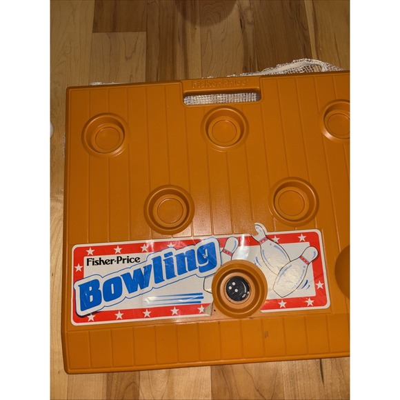 Vintage 1986 Fisher Price Bowling Set Toy - Picture 4 of 6